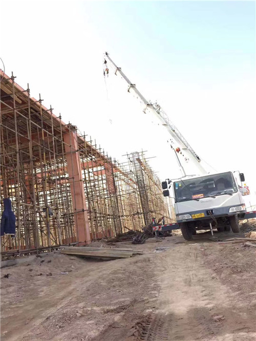 文登区25 吨、50 吨吊车怎么选？多大重量 / 半径适合对应车型？