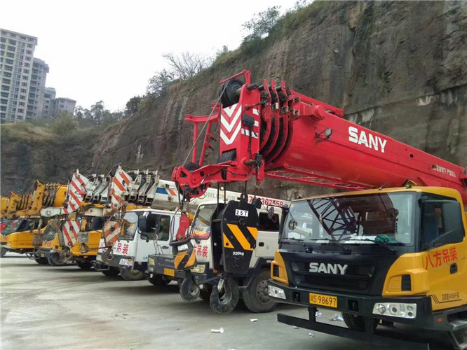 文登区吊车出租按什么计费？台班费、单次费、里程费怎么算？